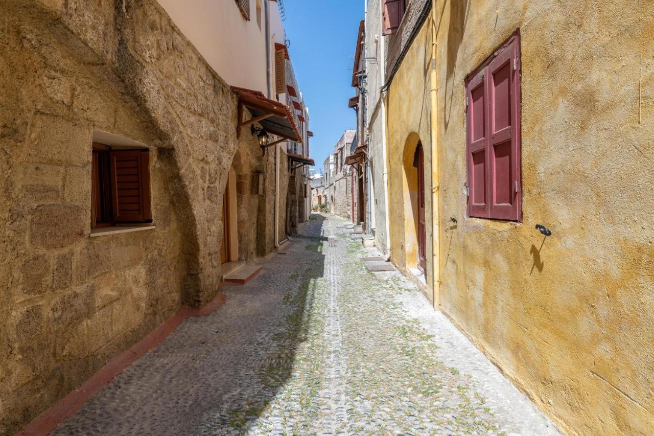 A Unique 3-4 Bedrooms House In Old Town Rhodes City Dış mekan fotoğraf