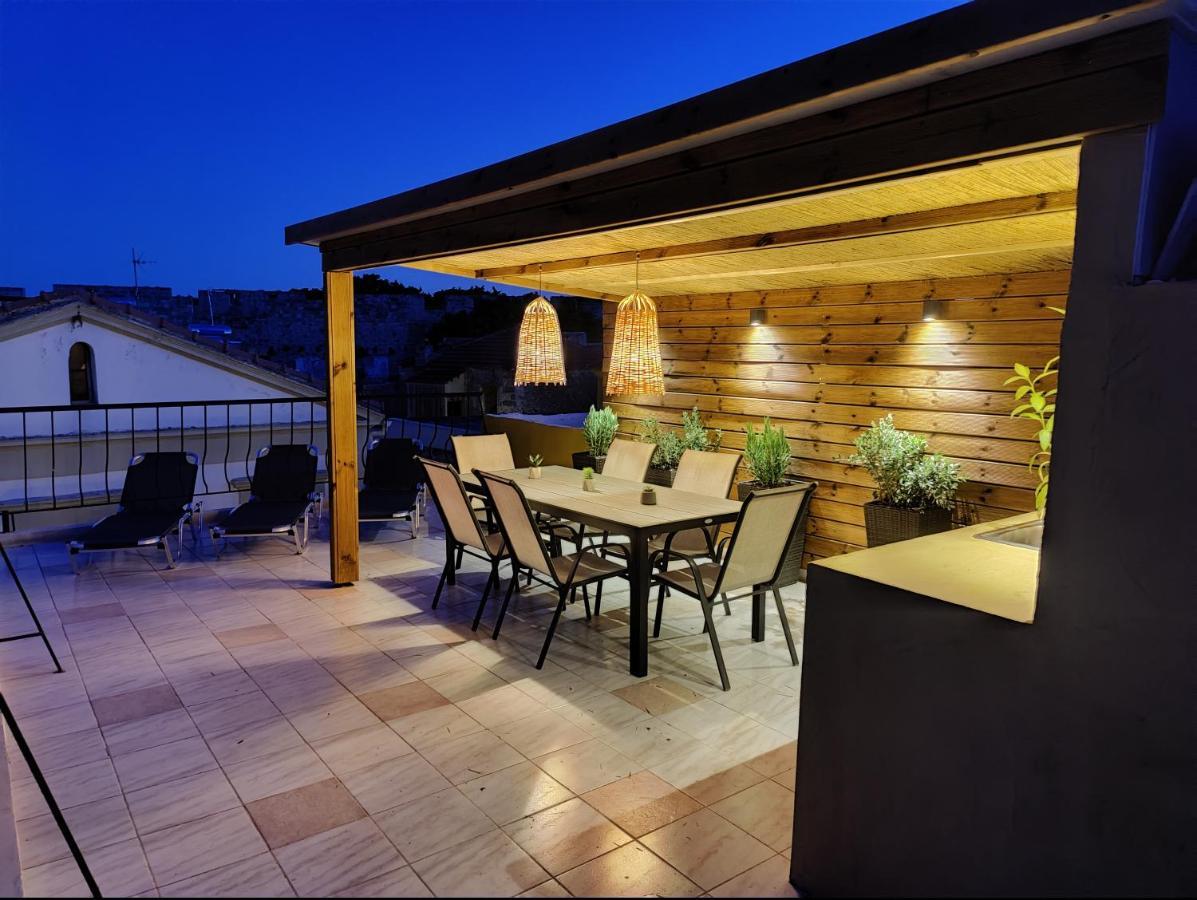A Unique 3-4 Bedrooms House In Old Town Rhodes City Dış mekan fotoğraf